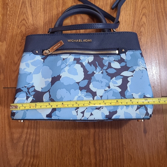 Michael Kors Hailee XS Crossbody Satchel in Navy Floral with Gold-tone Hardware - Picture 14 of 16